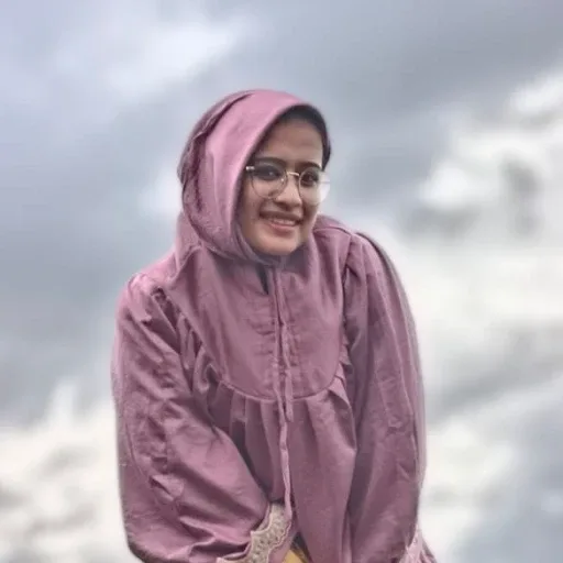 Husaina Tambawala
